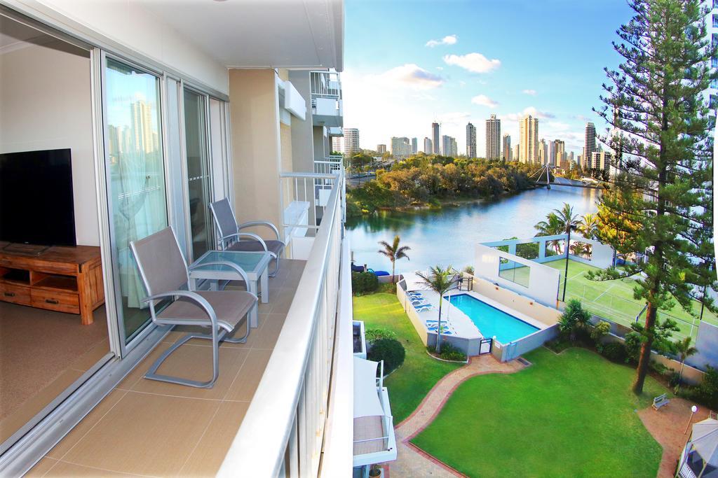 Narrowneck Court Holiday Apartments Gold Coast Bagian luar foto